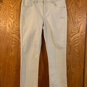 Levi's Women's Straight Leg Cream Jeans